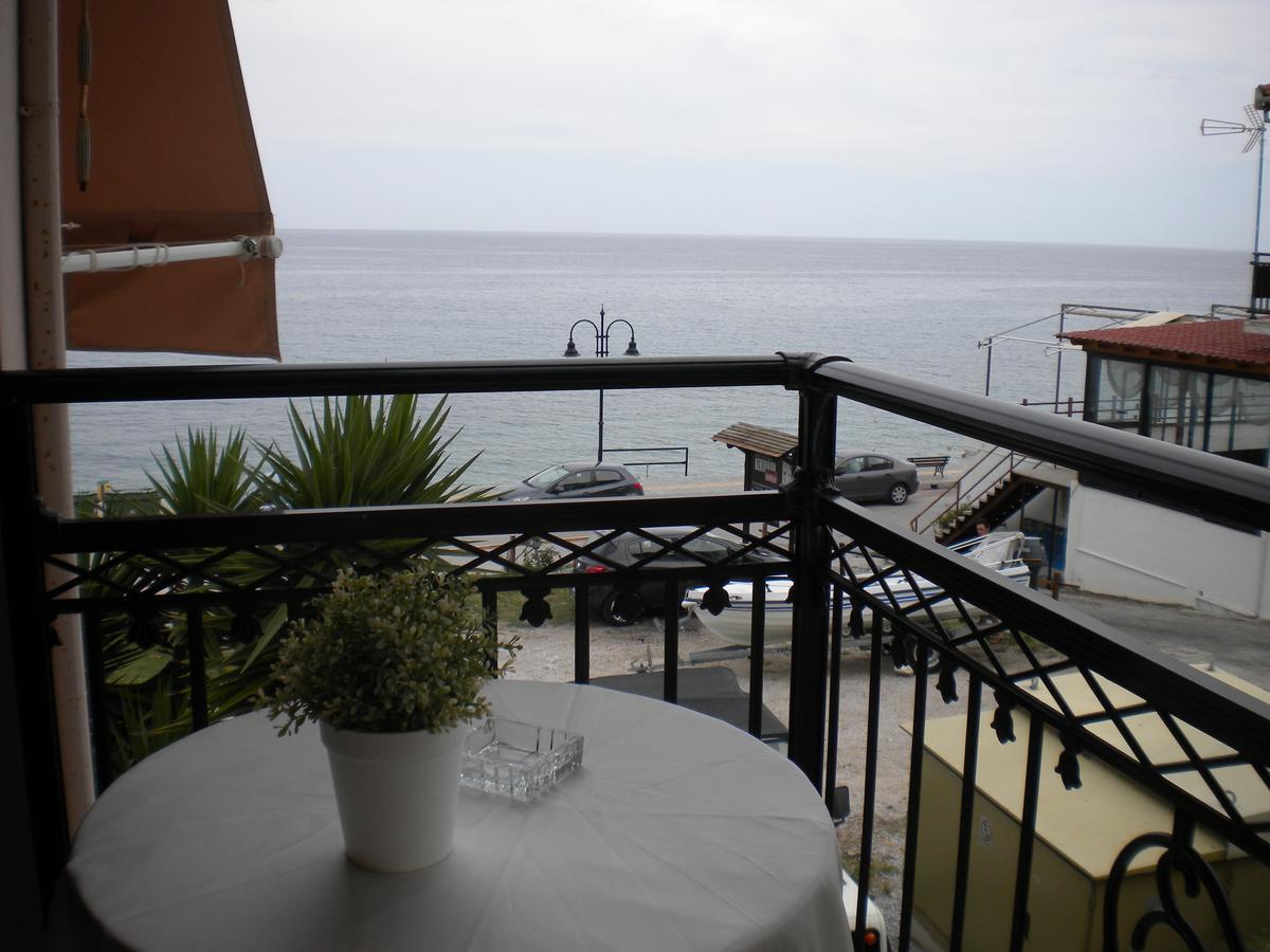 Ενοικιαζόμενα Δωμάτια "Pelion Plaza" Agios Ioannis  المظهر الخارجي الصورة